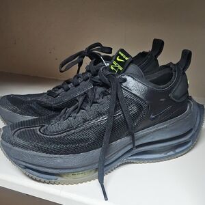 Nike Black and Gray Athletic Shoes